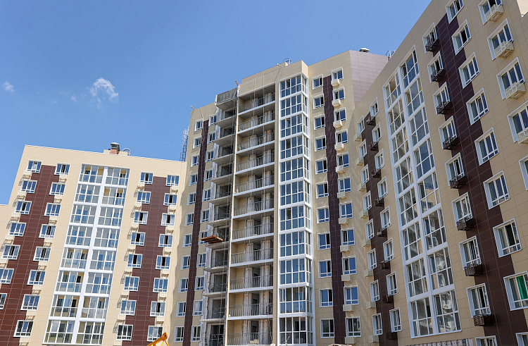 Ещё 11 арендных домов почти на 900 квартир возводят в Приморье.