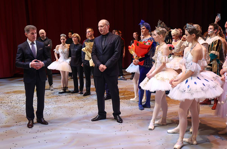 Приморский балет «Спящая красавица» очаровал зрителей Харбина.