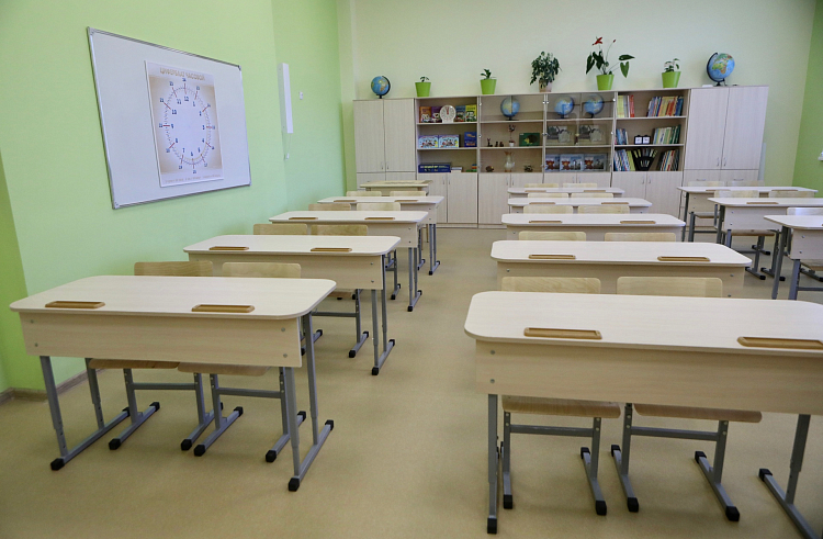 Около 90 школ будут отремонтированы в Приморье в 2024 году.