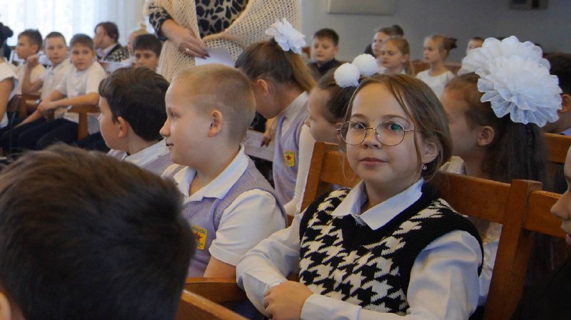 Патриотические уроки, посвященные Дню героев Отечества, прошли в школе №3 9 декабря