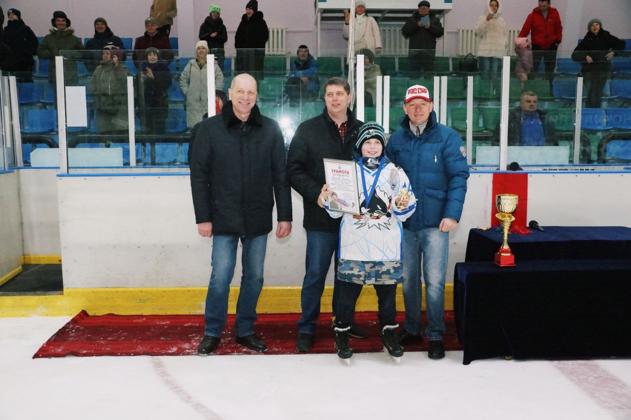 18- 19 февраля в Большом Камне прошел хоккейный турнир среди юношей 2012-2013 года рождения на кубок Думы, посвящённый Дню Защитника Отечества