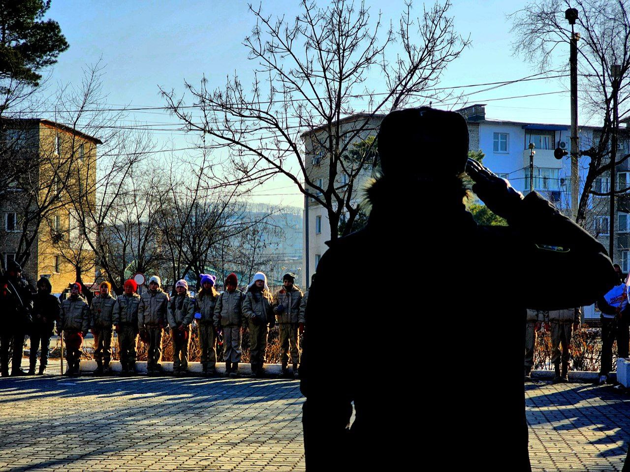 В городском округе Большой Камень прошли митинги, посвящённые памятной дате - Дню неизвестного солдата..