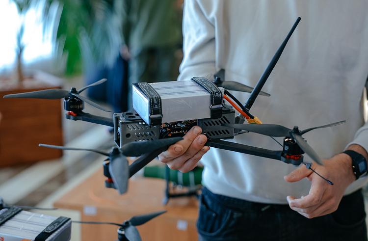 500 приморцев обучат работать с беспилотниками в этом году.