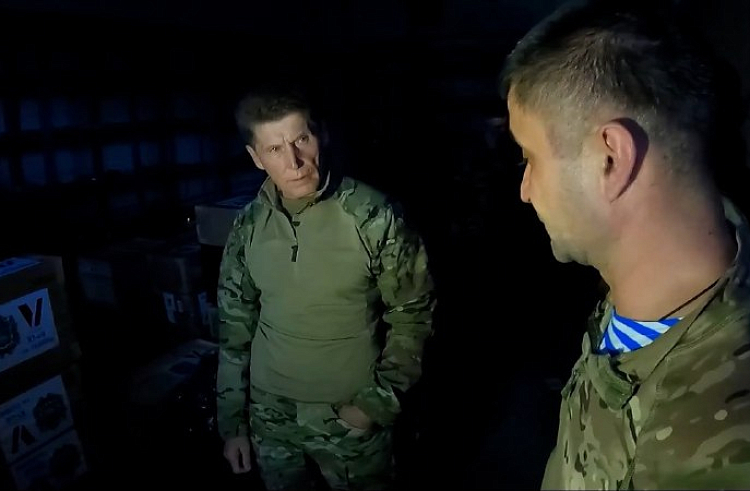 Глава Приморья передал в зону СВО очередную партию специального оборудования. Глава Приморья передал в зону СВО очередную партию специального оборудования.
