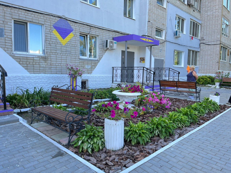 В Большом Камне начался прием заявок на конкурс «Лучший двор города». В Большом Камне начался прием заявок на конкурс «Лучший двор города».