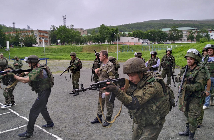 Добровольческий батальон «Тигр» готовят к участию в СВО на Украине. Добровольческий батальон «Тигр» готовят к участию в СВО на Украине.