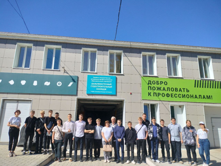 День открытых дверей пройдет в ДВССК. День открытых дверей пройдет в ДВССК.