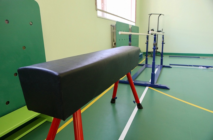 Школьные спортзалы капитально отремонтировали в четырех муниципалитетах Приморья.