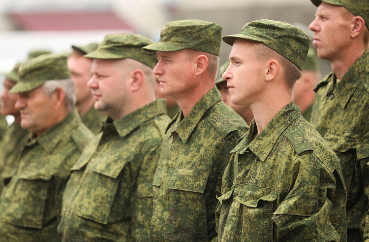 Батальон «Арсеньевский» отправился из Приморья на Донбасс. Батальон «Арсеньевский» отправился из Приморья на Донбасс.