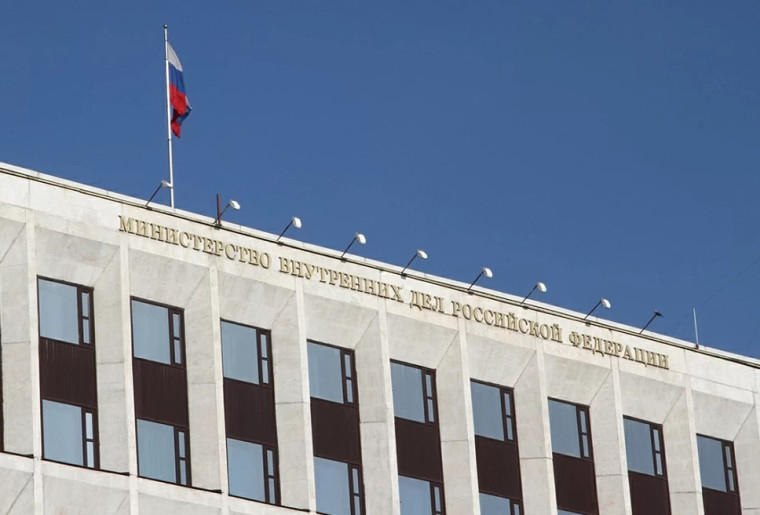 Гражданам, имеющим право обмена иностранных водительских удостоверений на российские в особом порядке, оплачивать госпошлину не требуется. Гражданам, имеющим право обмена иностранных водительских удостоверений на российские в особом порядке, оплачивать госпошлину не требуется.
