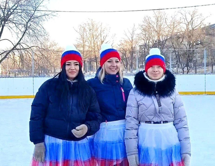 Хоккей в валенках. Хоккей в валенках.
