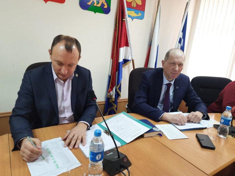 Об изменениях в правовом регулировании вопросов вырубки (обрезки) зеленых насаждений. Об изменениях в правовом регулировании вопросов вырубки (обрезки) зеленых насаждений.