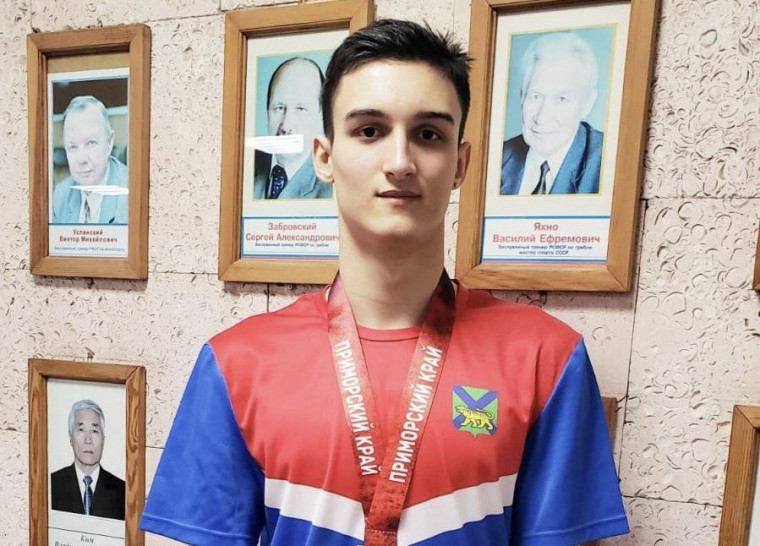 Большекаменский пловец Егор Ковалев стал чемпионом Дальнего востока. Большекаменский пловец Егор Ковалев стал чемпионом Дальнего востока.