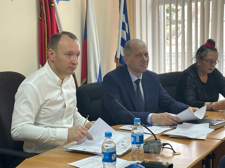 Прошло заседание постоянных комиссий Думы городского округа Большой Камень. Прошло заседание постоянных комиссий Думы городского округа Большой Камень.