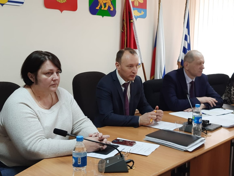 Алексей Кузнецов, председатель городской Думы представил доклад о работе представительного органа за 2022 год. Алексей Кузнецов, председатель городской Думы представил доклад о работе представительного органа за 2022 год.