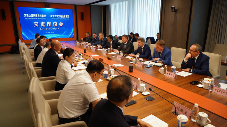 Олег Кожемяко предложил крупным китайским корпорациям совместные проекты в Приморье.