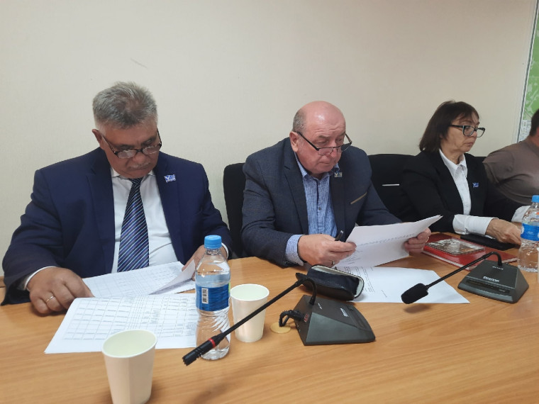 Заседание постоянных комиссий Думы городского округа Большой Камень состоялось 27 октября в администрации города.