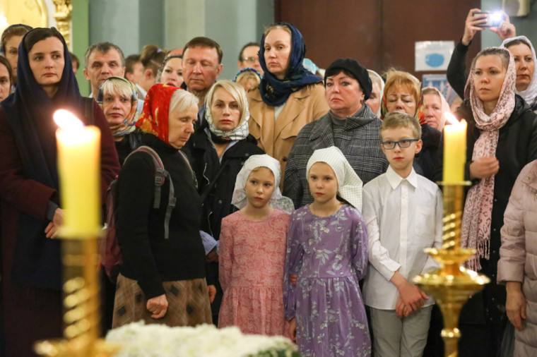 Олег Кожемяко поздравил приморцев со Светой Пасхой.